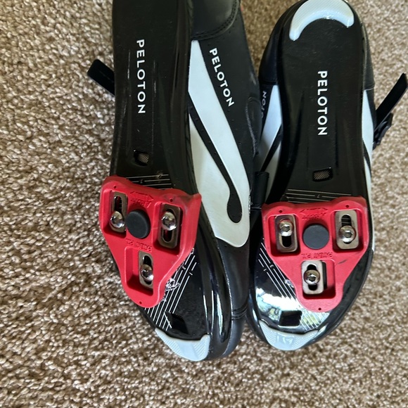 Peloton Shoes - Peloton Black and White Athletic Shoes